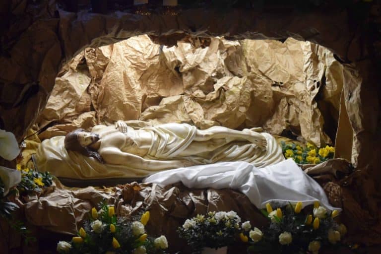 Dziś Wielka Sobota – dzień ciszy i oczekiwania