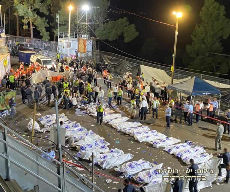 Kilkudziesięciu ultraortodoksyjnych Żydów poniosło śmierć wskutek wybuchu paniki pod górą Meron w Izraelu
