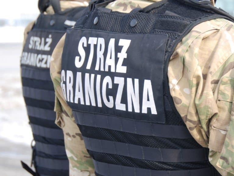 Straż Graniczna zatrzymała 15 Czeczenów przy próbie nielegalnego dostania się do Polski