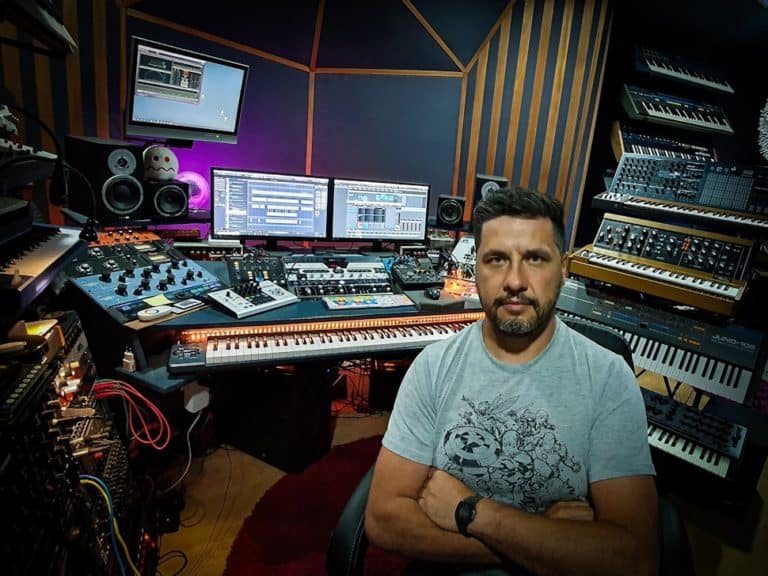 Adam Związek (producent muzyczny) i Jego działalność artystyczna podczas pandemii covid-19