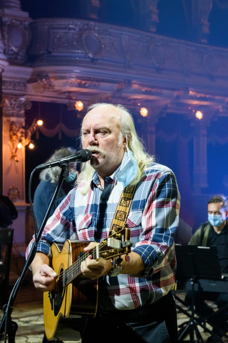 Andrzej Sikorowski /Grupa Pod Budą/ i Jego działalność artystyczna podczas pandemii Covid-19