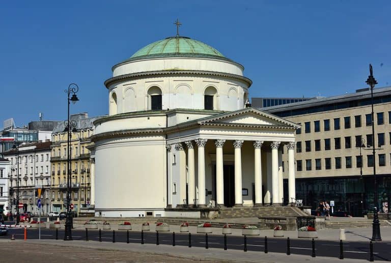 Zdewastowano Kościół Świętego Aleksandra na Placu Trzech Krzyży