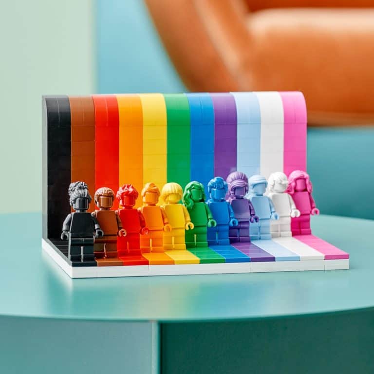 Lego prezentuje klocki LGBT+: ma to być „wyraźnym ukłonem w stronę wszystkich niesamowitych drag queens”