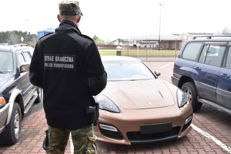 Poszukiwane w Rosji Porsche pojawiło się na przejściu granicznym w Terespolu