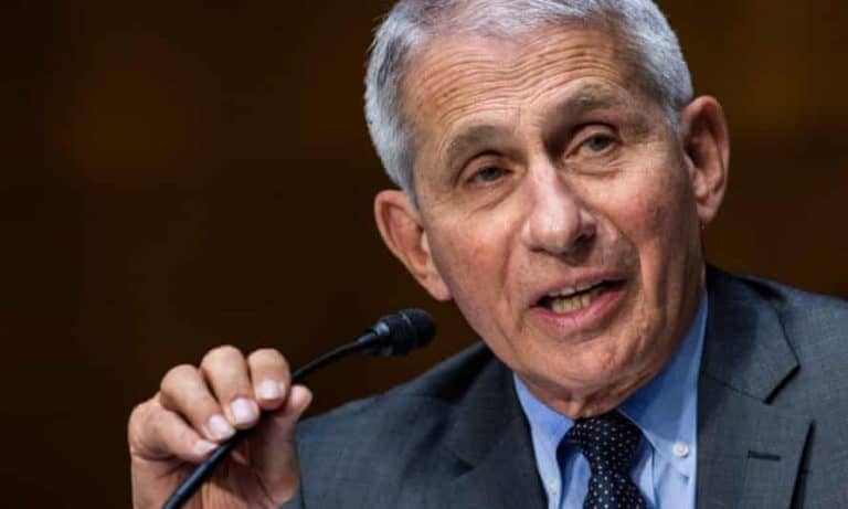 Ujawniono maile dr. Anthony’ego Fauciego, głównego epidemiologa USA