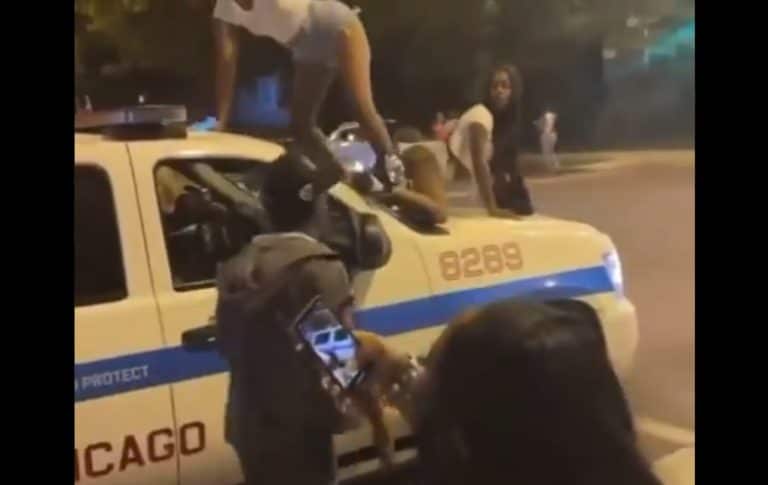 W Chicago policjanci mają dość i odchodzą masowo ze służby