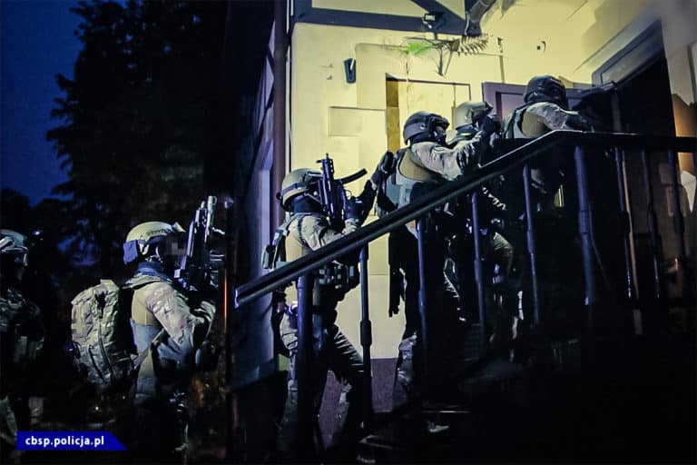 Rozbity gang sutenerów – zlikwidowane 2 agencje towarzyskie w Trójmieście