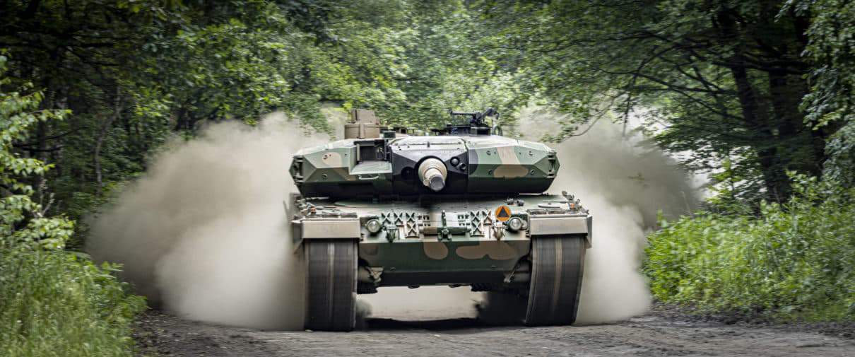 Kolejne Leopardy 2PL trafią do 1 Warszawskiej Brygady Pancernej