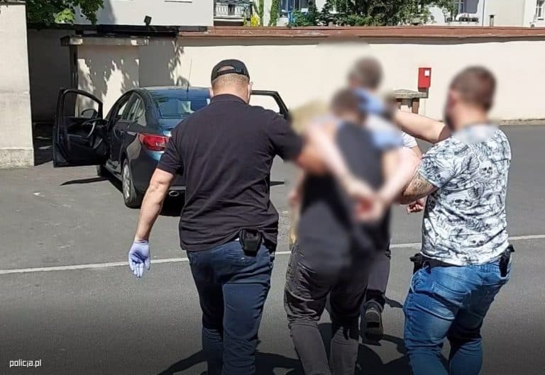 Udostępniali w Internecie filmy ze skrajnie brutalną pornografią