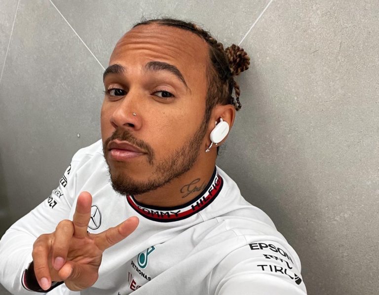 Lewis Hamilton dołączył do akcji zaszczuwania Węgrów