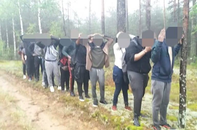 Litwa na granicy z Białorusią postawi wojskową barierę