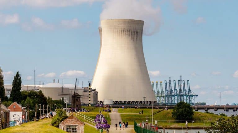 W Belgii po wykryciu możliwego wycieku wodoru wyłączono reaktor jądrowy