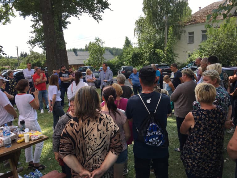 Polacy na Litwie zorganizowali samoobronę