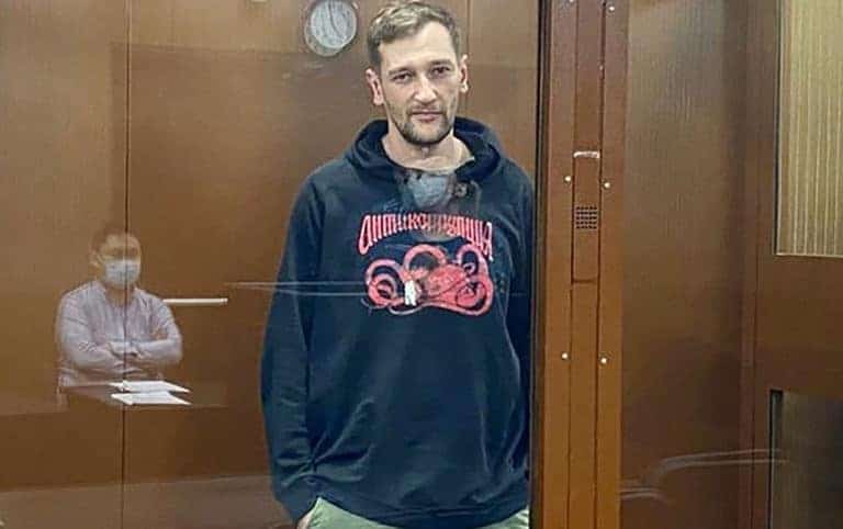 Rosja: Skazano brata Aleksieja Nawalnego na 1,5 roku więzienia