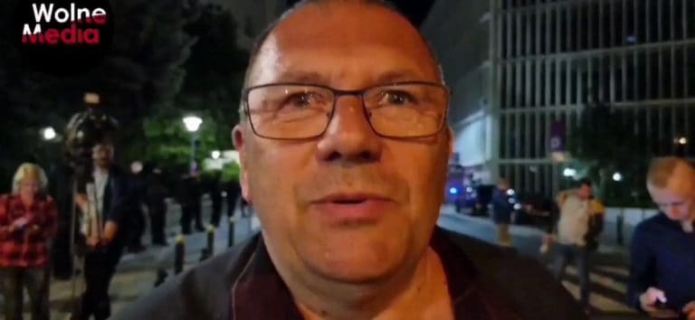 Po ataku na posła Sośnierza lewaccy bojówkarze są z siebie dumni