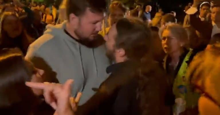 Pracownik Polsatu wśród atakujących posła Dobromira Sośnierza
