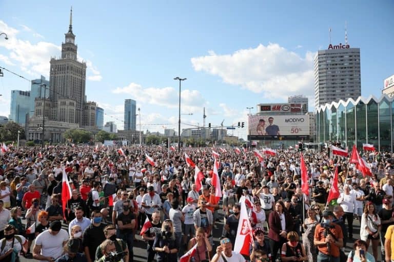 CZEŚĆ I CHWAŁA BOHATEROM – Warszawiacy i wszyscy Polacy oddają hołd Powstańcom Warszawskim