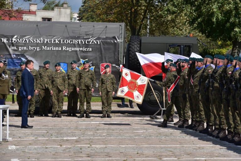 Sztandar dla 18. Pułku Logistycznego im. gen. bryg. Mariana Raganowicza
