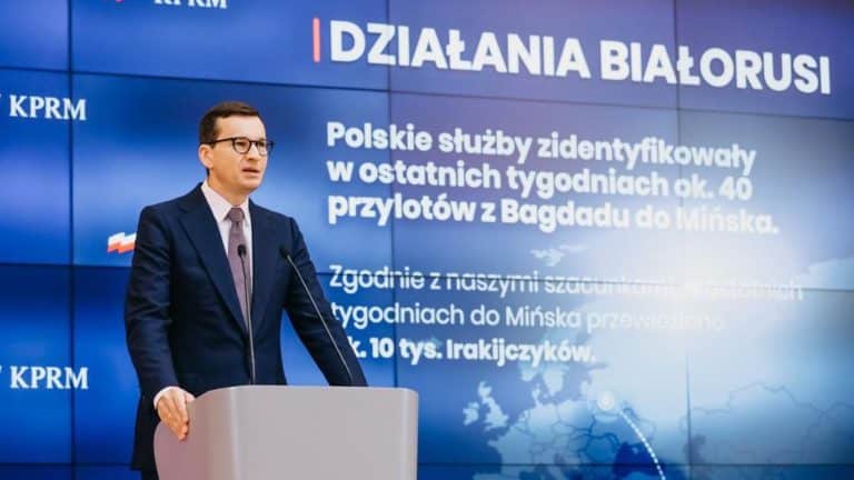 Premier Morawiecki: Obozowisko w okolicy Usnarza Górnego to przykrywka dla zorganizowanej akcji służb białoruskich