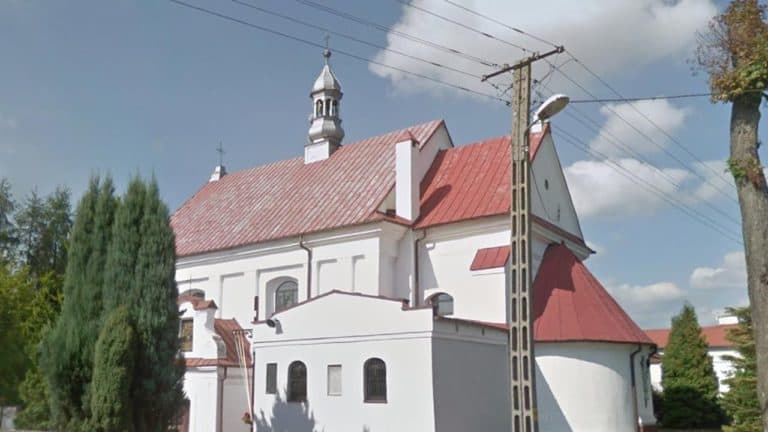 Ksiądz został pobity na plebanii w Dmeninie