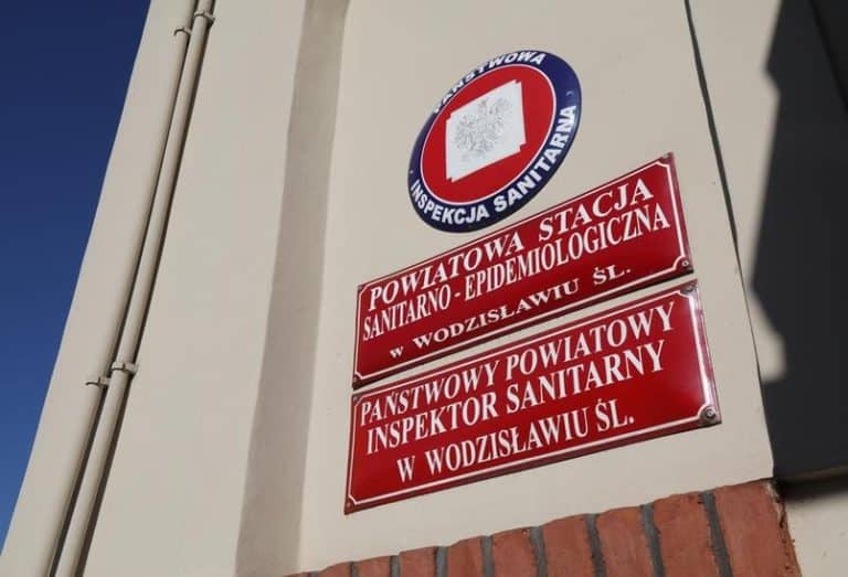 Inspekcja sanitarna nigdy nie wysyłała, ani nie wysyła wiadomości z przekierowaniem do stron