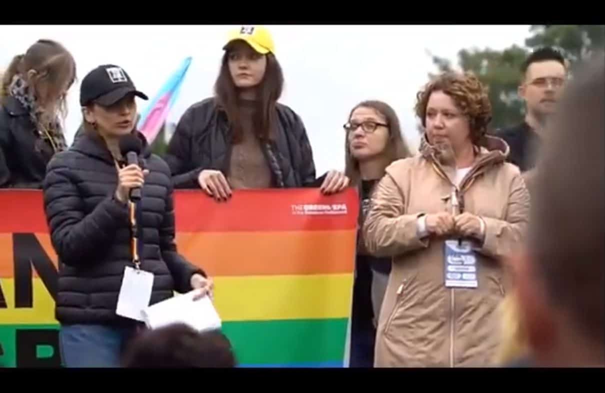 Sylwia Spurek na marszu LGBT: Musimy pamiętać jeszcze o zwierzętach pozaludzkich