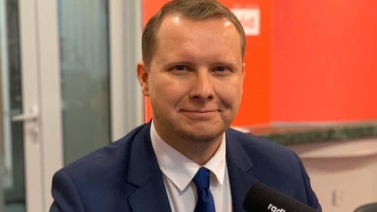 Poseł Konfederacji Krystian Kamiński apeluje o rewizję relacji z Litwą