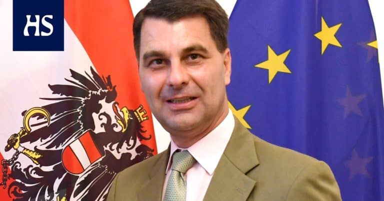 Były sekretarz generalny MSZ Austrii został zawieszony w związku z podejrzeniem o szpiegostwo