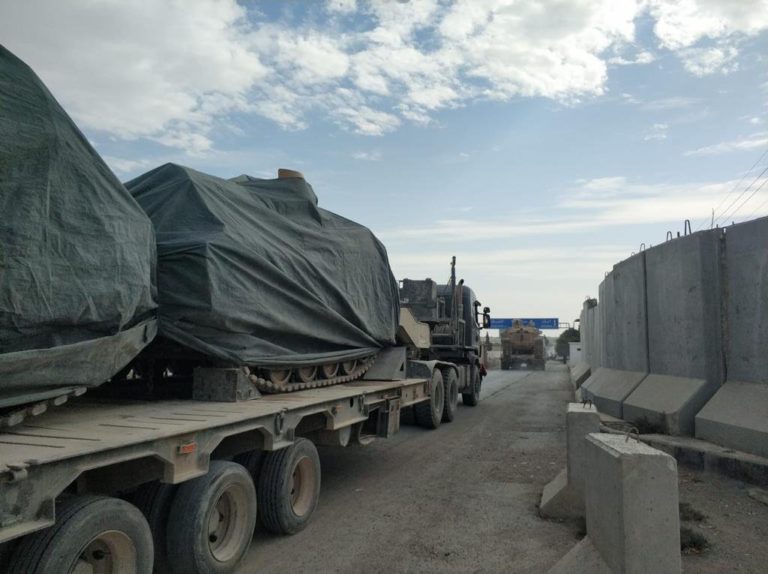 Wojska tureckie ustanawiają umocniony punkt koło węzła Sarakib w Syrii