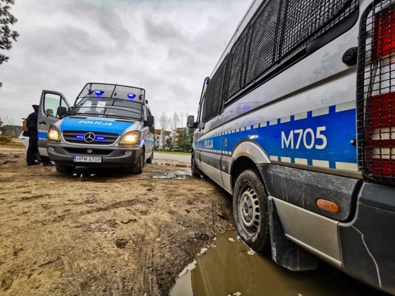 Wypadek busa z migrantami. Jechał ponad 200 km/h