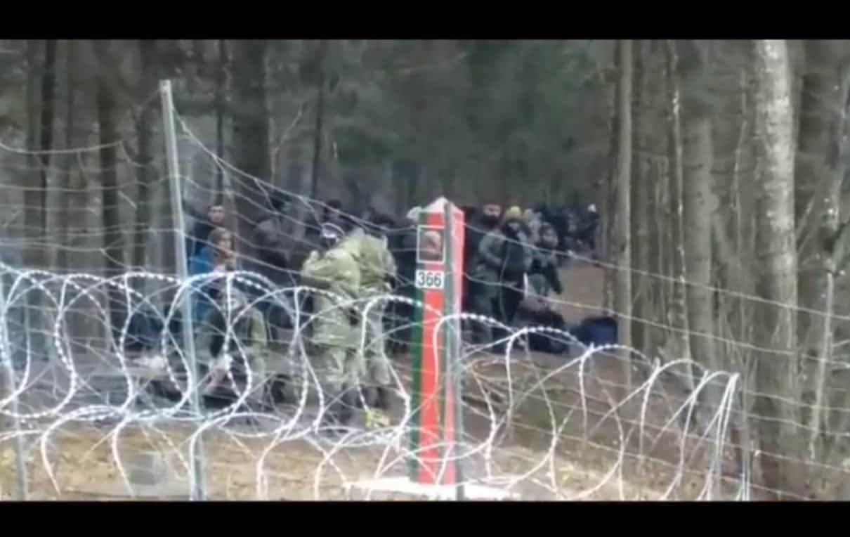 Białoruś: Z Mińska wystartował samolot zabierający z powrotem do Iraku pierwszą grupę imigrantów