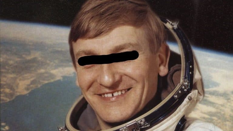 80-latek usłyszał zarzut. Media: To były kosmonauta Mirosław H.
