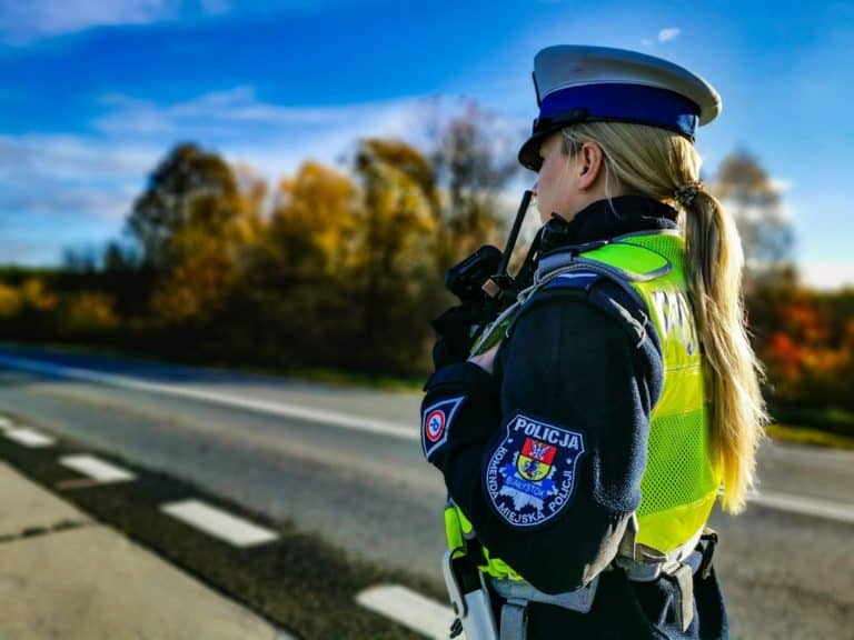 Chcieli przewieźć 39 osób, które nielegalnie przekroczyły granicę