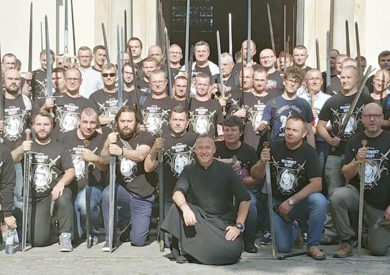 W Bydgoszczy odbył się zorganizowany przez Wojowników Maryi Męski Różaniec
