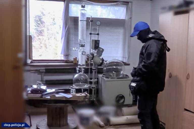 CBŚP zlikwidowało laboratorium narkotyków syntetycznych