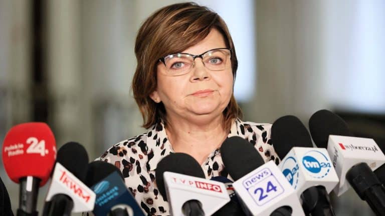 Izabela Leszczyna kandydatką Tuska na premiera? „Każdy polityk poważnie traktujący swoją funkcję nosi buławę w plecaku”