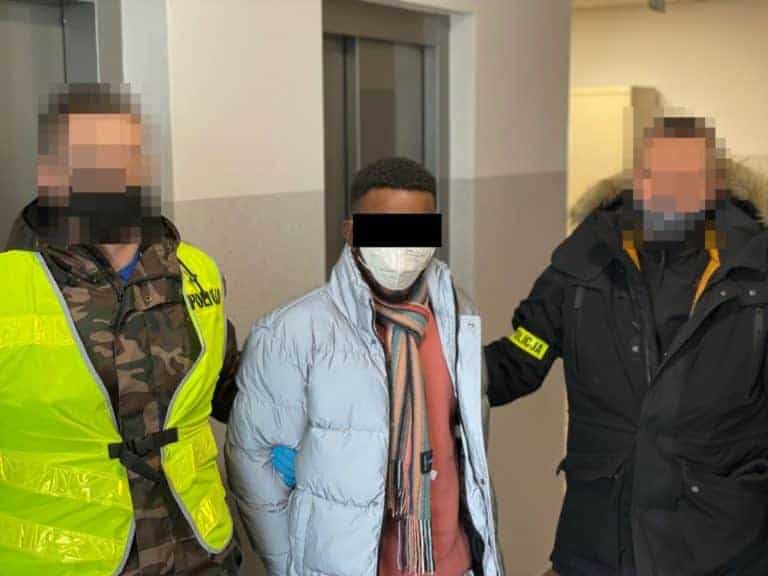 Lubelscy policjanci zatrzymali Nigeryjczyka i Belga pod zarzutem prania brudnych pieniędzy
