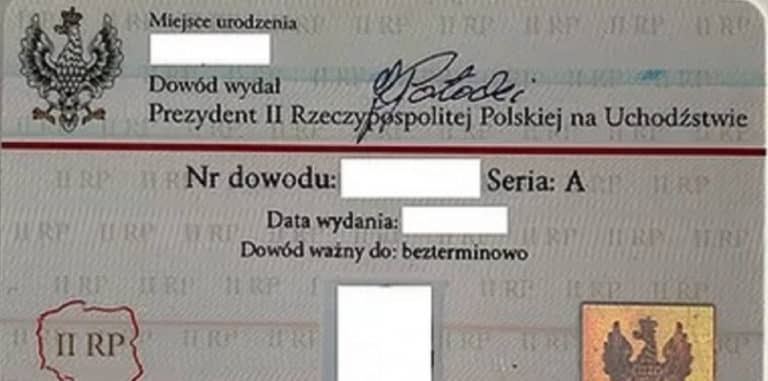 Katowice Airport. Zaskoczenie funkcjonariuszy. Takiego dowodu nie widzieli