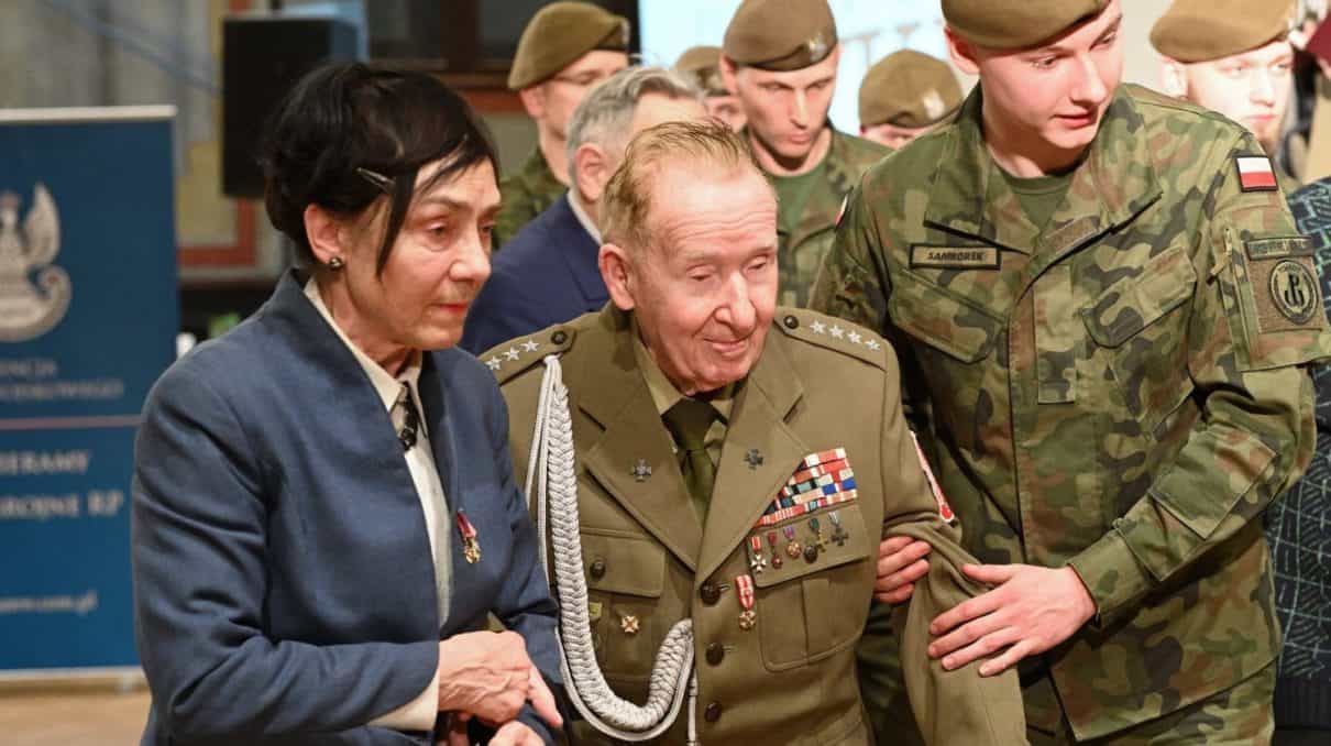 Prośba o pomoc dla kombatanta, któremu spłonęło mieszkanie