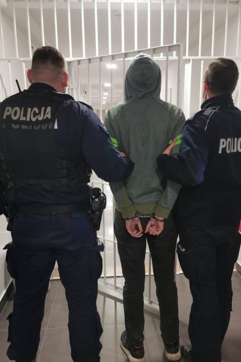 Toruń: Policjanci zatrzymali sprawcę porannego ataku