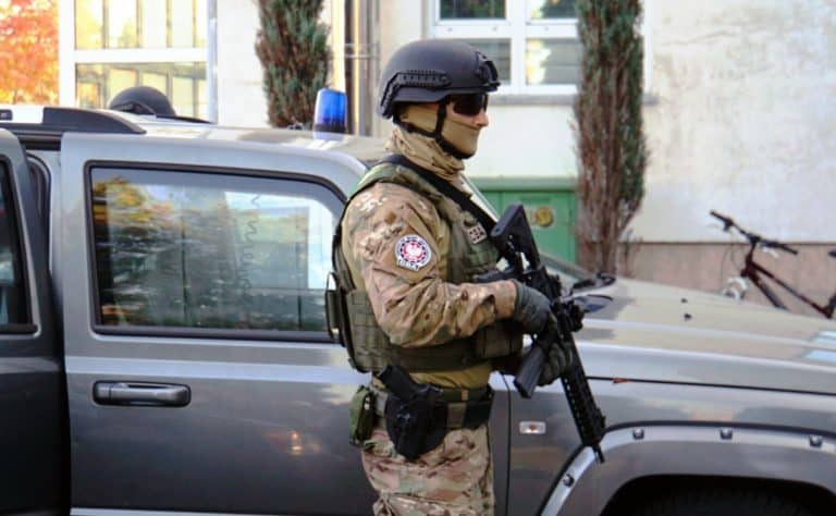 Afera w świecie celebrytów. CBA zatrzymało 20 osób
