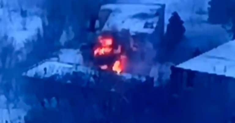 Opublikowano film z wybuchu w magazynie z paliwem i smarami w Doniecku