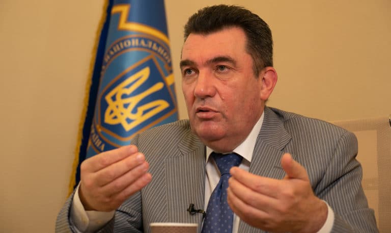 RBNO podjęła decyzję o wprowadzenia stanu wyjątkowego na Ukrainie