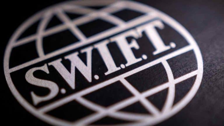 Gliński: Nasze obawy się sprawdzają. Rosja nie jest w pełni odcięta od systemu SWIFT