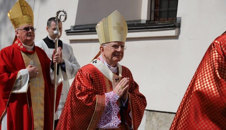Abp Marek Jędraszewski wzywa do modlitwy za współczesnych męczenników