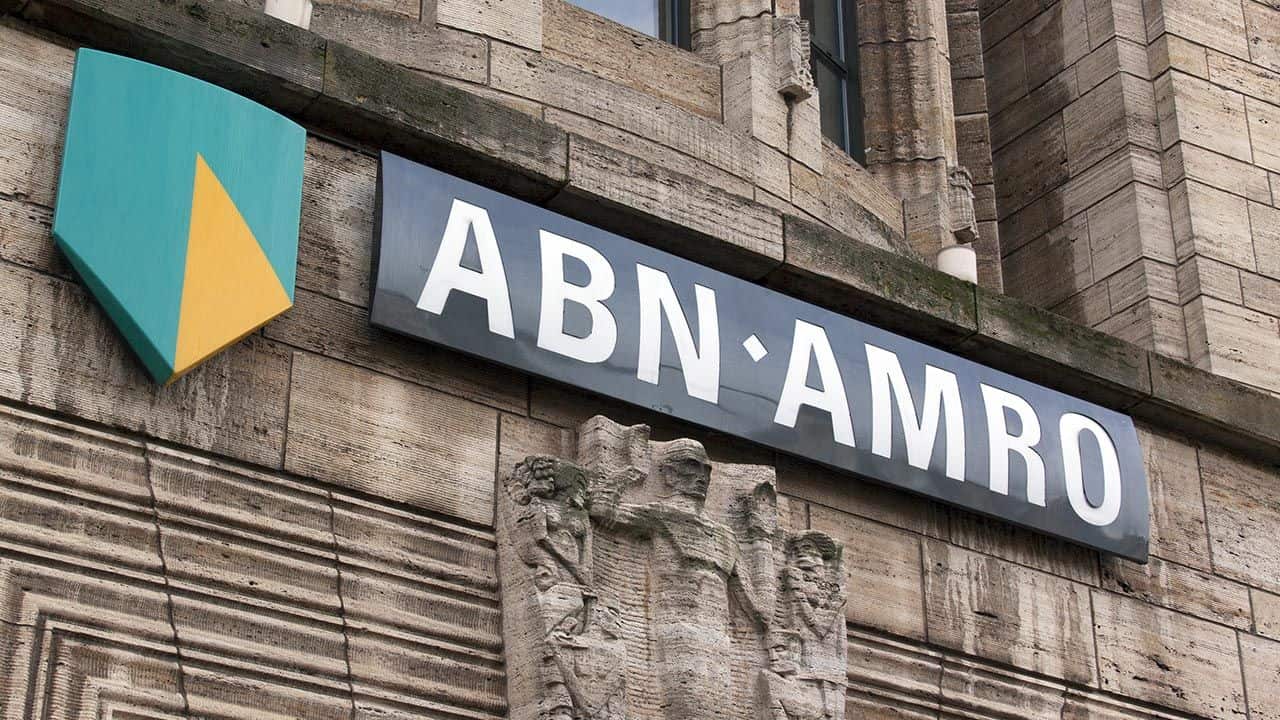 Bank przeprasza za udział w handlu niewolnikami w XVII wieku