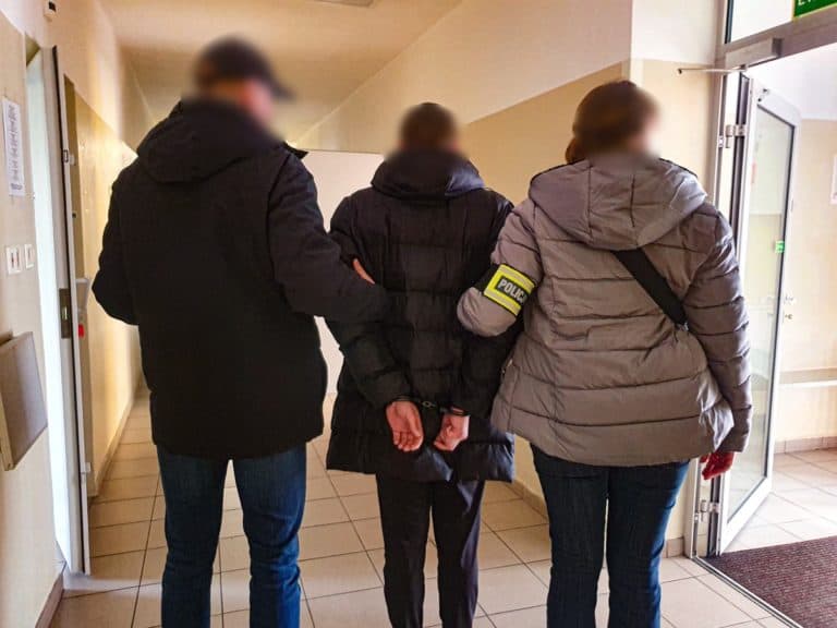 Kolejni „kurierzy” zatrzymani w związku z pomocnictwem przy nielegalnym przekraczaniu granicy polsko-białoruskiej