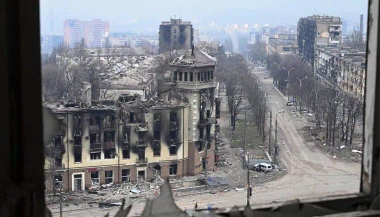 Bitwa o Mariupol – siły rosyjskie szturmują port /filmy i mapy/