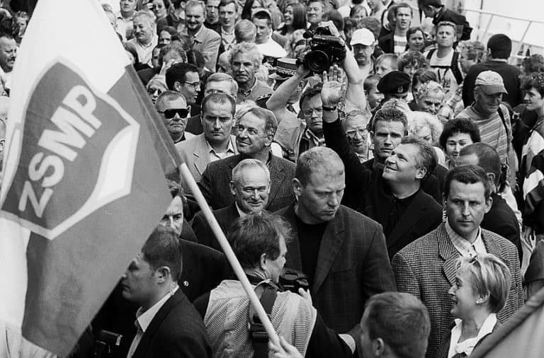Postkomunistyczna organizacja próbuje przejąć zabytkowy zameczek