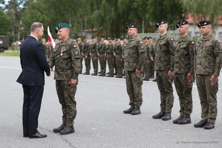 Prezydent Duda: Każdy, kto zaatakuje naszą ziemię, zostanie wyparty albo zniszczony